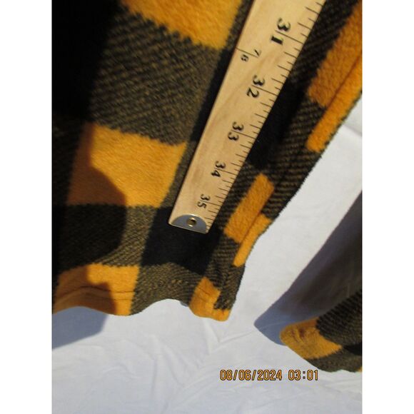 HALLOWEEN PUMPKIN PAJAMA SET UNDER DISGUISE SIZE SMALL PLAID FLEECE PANTS SPOOKY - Picture 8 of 10